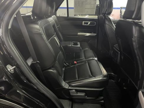 Certified 2023 Ford Explorer XLT w/ Equipment Group 202A AWD/4WD image 20