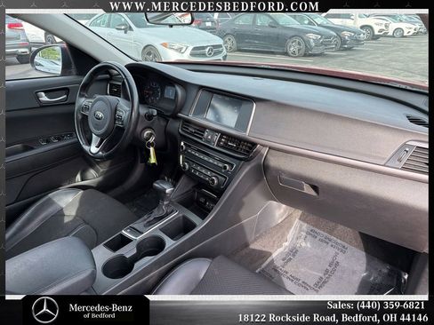 Used 2018 Kia Optima S FWD image 27