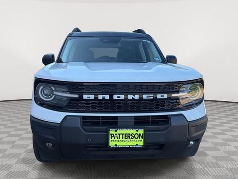 Used 2025 Ford Bronco Sport Outer Banks w/ Outer Banks Tech Package+ AWD/4WD image 2