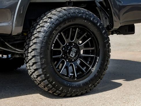 Used 2019 Ford F250 Lariat w/ Lariat Value Package image 68