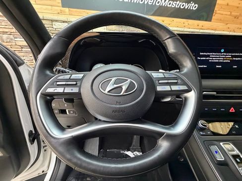 Used 2024 Hyundai Palisade Calligraphy image 17