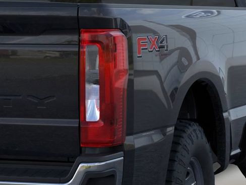 New 2026 Ford F350 XL w/ XL Off-Road Package AWD/4WD image 21