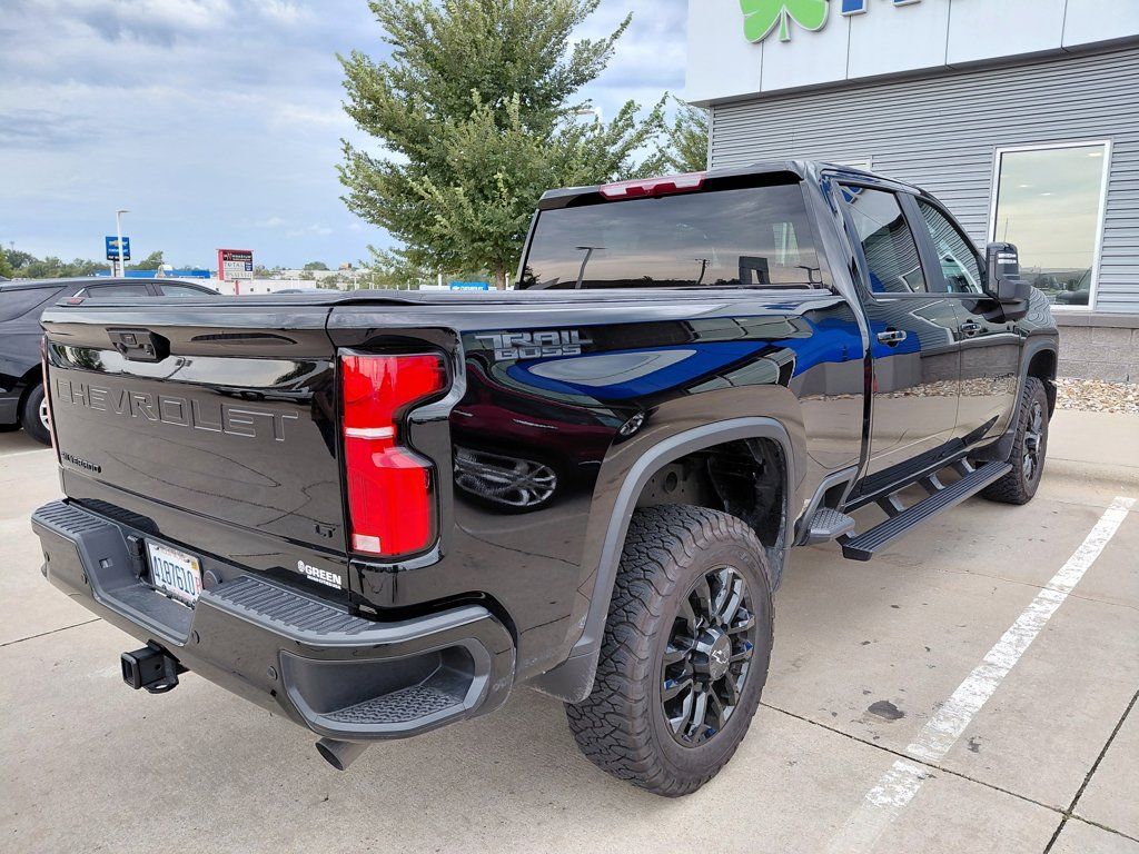 Used 2025 Chevrolet Silverado 2500 LT w/ Trail Boss Package AWD/4WD image 6