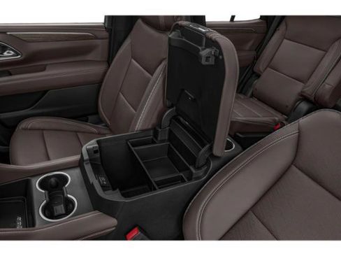Used 2021 Chevrolet Tahoe High Country w/ Technology Package AWD/4WD image 17