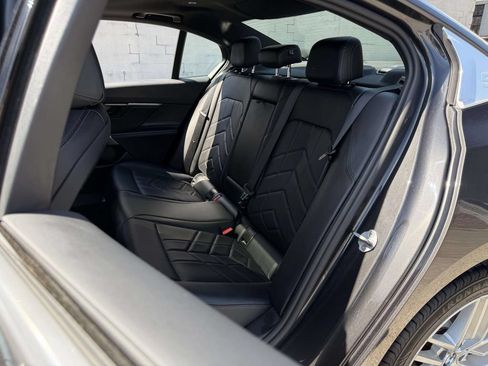 Used 2025 BMW 530i RWD image 19