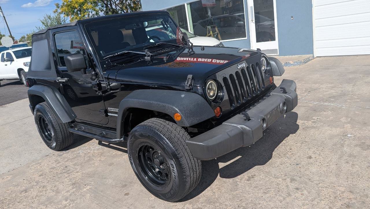 Used 2012 Jeep Wrangler Sport AWD/4WD image 3