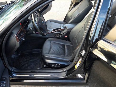 Used 2011 BMW 328i xDrive Sedan AWD/4WD image 29