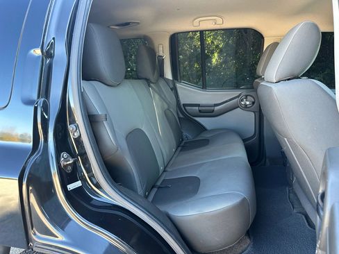 Used 2014 Nissan Xterra X image 12