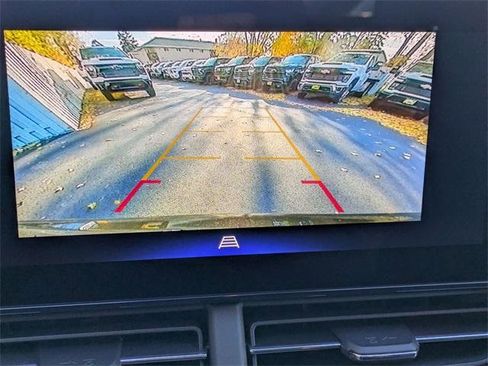 New 2026 Chevrolet Trax LT image 18