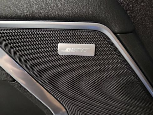 Used 2022 Chevrolet Silverado 1500 LT Trail Boss w/ LT Trail Boss Premium Package AWD/4WD image 32