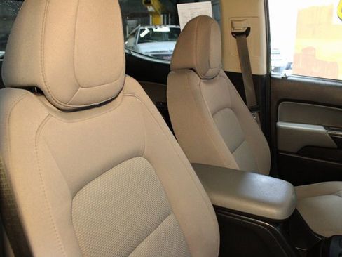 Used 2019 Chevrolet Colorado W/T w/ WT Convenience Package image 11