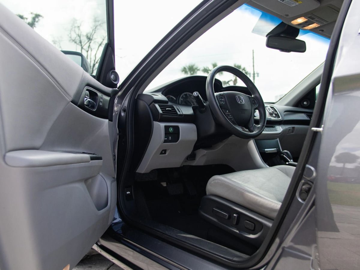 Used 2013 Honda Accord EX-L image 15