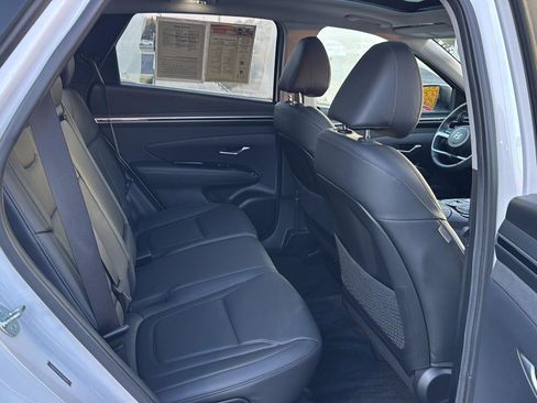 Used 2023 Hyundai Tucson Limited image 11