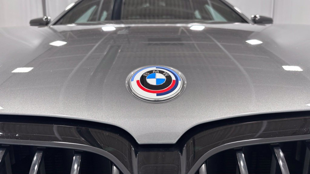 Used 2023 BMW M550i xDrive w/ Dynamic Handling Package AWD/4WD image 4