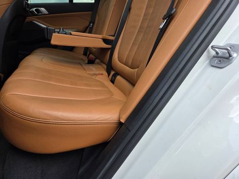 Used 2022 BMW X5 sDrive40i w/ M Sport Package RWD image 25