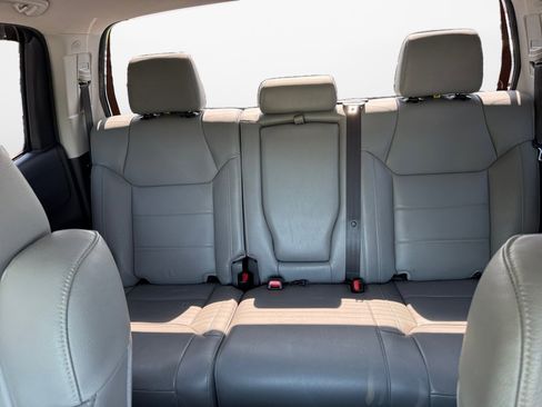Used 2021 Toyota Tundra SR5 w/ SR5 Leather Package AWD/4WD image 12