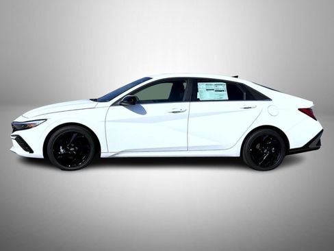 New 2026 Hyundai Elantra SEL Sport Premium FWD image 8