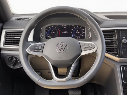 Used 2022 Volkswagen Atlas Cross Sport SE AWD/4WD image 10