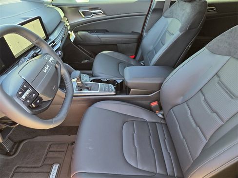 New 2026 Kia Sportage SX image 9