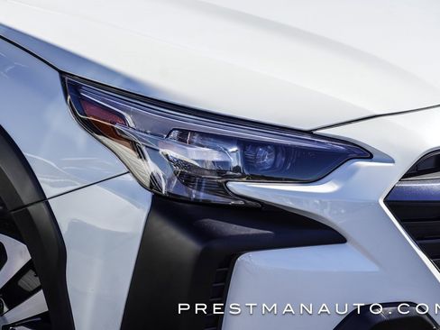 Used 2025 Subaru Outback Premium image 19