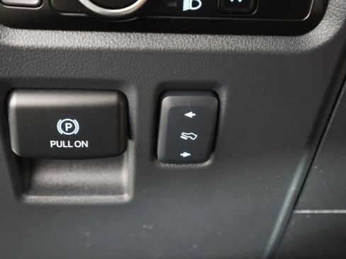 Used 2023 Ford F150 Lariat w/ Equipment Group 502A High image 32