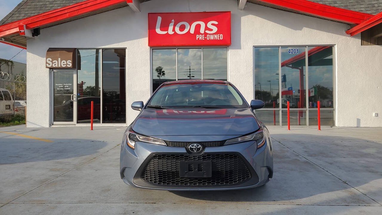 Used 2021 Toyota Corolla LE FWD image 1