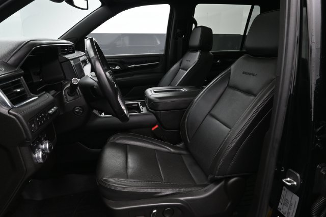 Used 2022 GMC Yukon Denali AWD/4WD image 10
