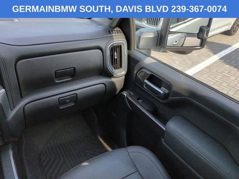 Used 2022 Chevrolet Silverado 2500 LTZ w/ LTZ Plus Package AWD/4WD image 18
