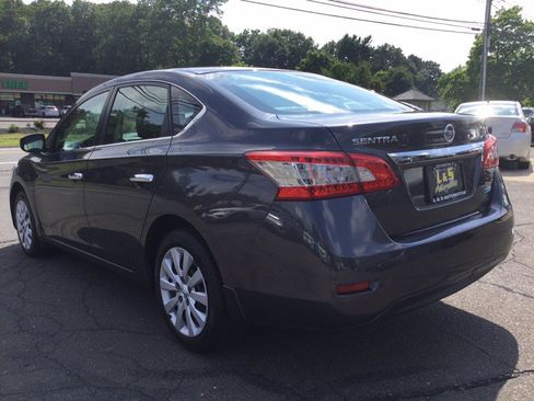 Used 2014 Nissan Sentra S FWD image 10