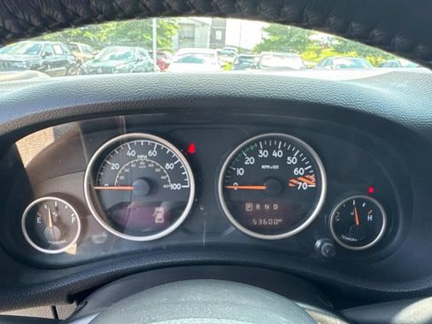 Used 2016 Jeep Wrangler Unlimited Sahara AWD/4WD image 35