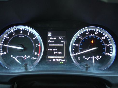 Used 2017 Toyota Highlander XLE image 15