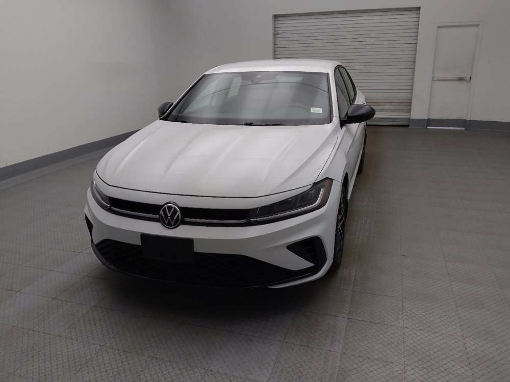 Used 2025 Volkswagen Jetta Sport FWD image 15