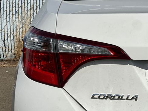 Used 2015 Toyota Corolla LE FWD image 23