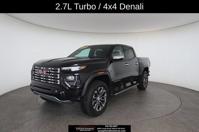 Used 2025 GMC Canyon Denali AWD/4WD image 2