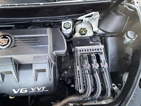 Used 2014 Cadillac SRX Luxury w/ Driver Awareness Package image 32