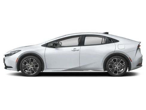 Used 2024 Toyota Prius XLE AWD/4WD image 3
