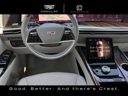 Certified 2026 Cadillac Escalade ESV Platinum Sport w/ LPO, ONYX Package AWD/4WD image 13