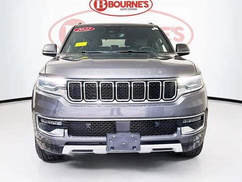 Used 2022 Jeep Wagoneer Series II w/ Premium Group I AWD/4WD image 7