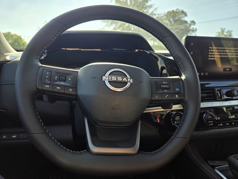 New 2026 Nissan Pathfinder SV AWD/4WD image 15