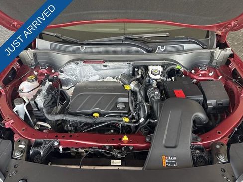 Used 2025 Chevrolet Trax RS w/ Sunroof Package image 27