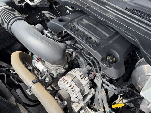 Used 2022 RAM 1500 Laramie AWD/4WD image 21