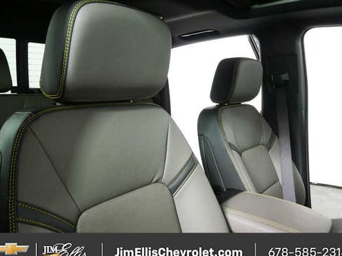 New 2026 Chevrolet Colorado ZR2 w/ Technology Package AWD/4WD image 22