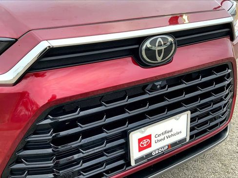 Used 2024 Toyota Grand Highlander Limited image 28