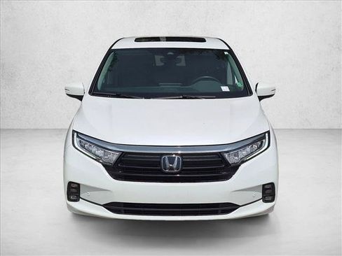 Used 2024 Honda Odyssey Touring image 2