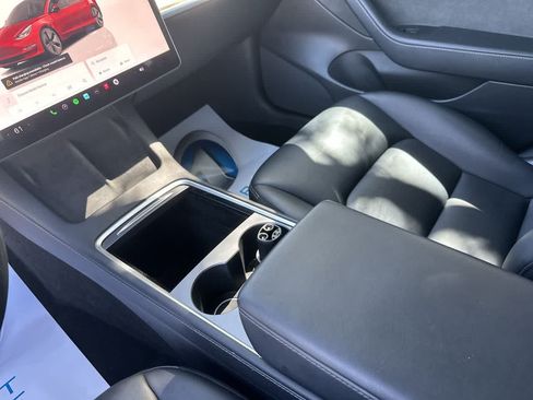 Used 2022 Tesla Model 3 RWD image 25