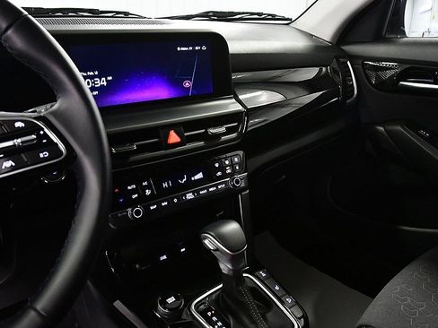Used 2024 Kia Seltos X-Line image 21