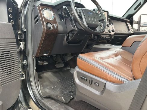 Used 2014 Ford F250 Platinum w/ FX4 Off-Road Package image 82