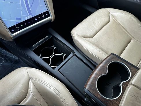 Used 2016 Tesla Model S 75D image 19