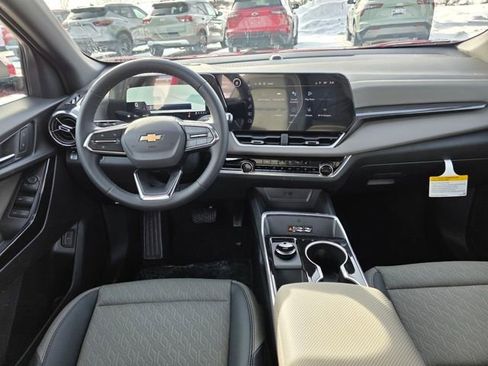 New 2026 Chevrolet Equinox LT w/ Convenience Package II image 24