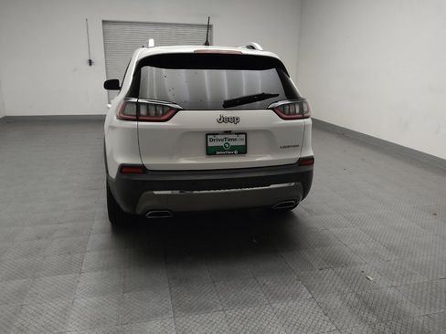 Used 2019 Jeep Cherokee Limited FWD image 6